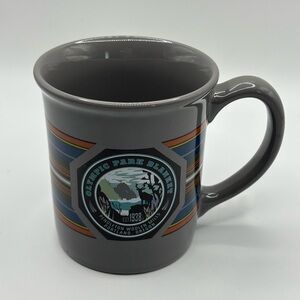 Pendleton Woolen Mills Olympic Park Blanket Graphic Stripes Coffee Mug 16Oz Grey